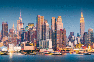 Manhattan Skyline - midtown - Empire State Building - iStock.com Sean Pavone