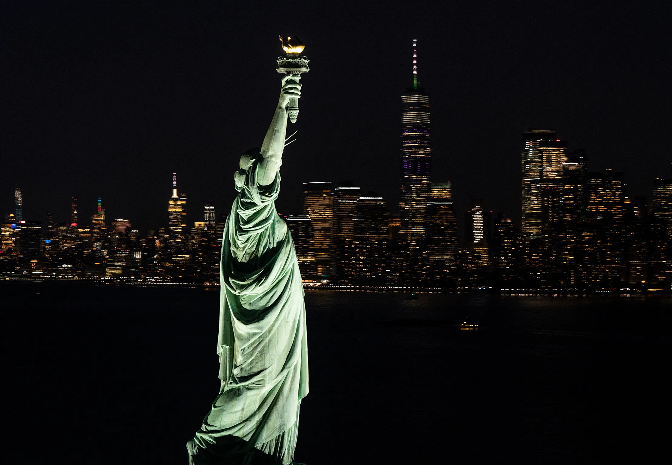 Experience NYC's holiday magic from above with exclusive 25-30 minute nighttime flights from Linden Airport, the closest helicopter rider to the City-only with HeliNY